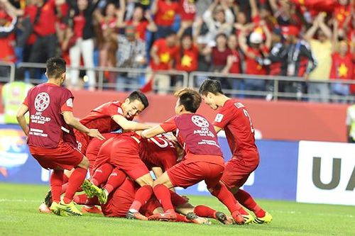 Việt Nam đăng cai FIFA World Cup, tại sao không?