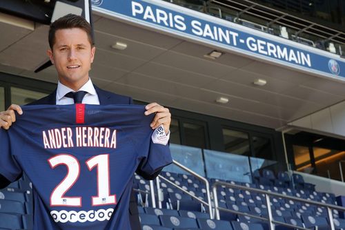 Hé lộ lương khủng khiến Ander Herrera bỏ MU đến PSG