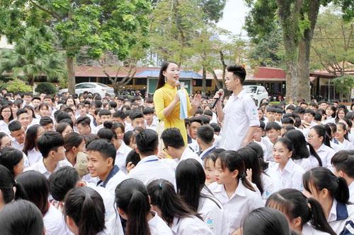 Nỗi đau con trẻ và trách nhiệm của người lớn