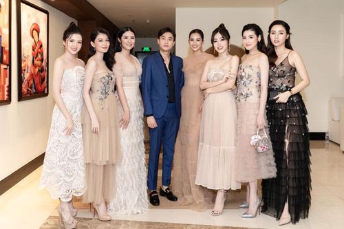 Quốc Trường 'Về nhà đi con' tình tứ bên Thúy Ngân
