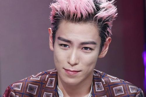 Xúc động trước tình cảm của V.I.P khắp thế giới vào ngày T.O.P Bigbang xuất ngũ