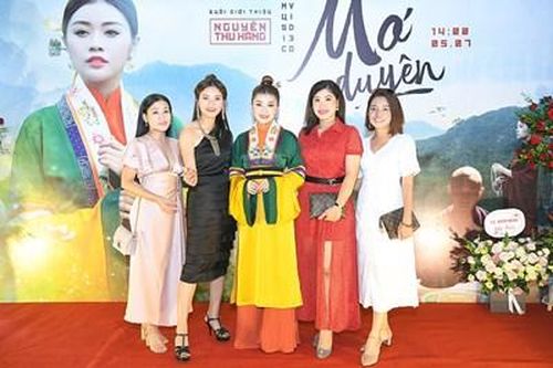 Sao mai Thu Hằng tái hiện công chúa nhà Nguyễn hát 'Mơ duyên'