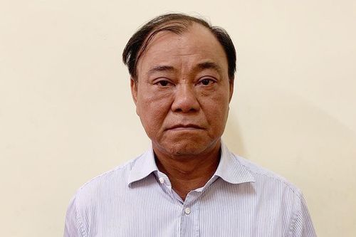 Nguyên Tổng Giám đốc Tổng Công ty Nông nghiệp Sài Gòn Lê Tấn Hùng được di lý ra Hà Nội