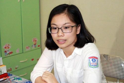 Điều bất ngờ ở thủ khoa môn Ngữ văn