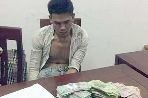 Phá két sắt trộm gần nửa tỷ đồng