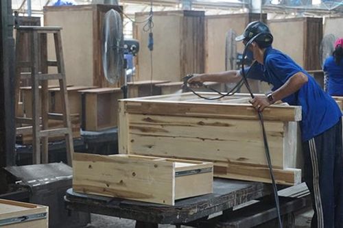 Kim ngạch xuất khẩu đồ gỗ và lâm sản 6 tháng đạt 5,23 tỷ USD