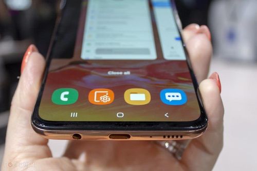Lừa tải ứng dụng cập nhật cho điện thoại Samsung giá 35 USD