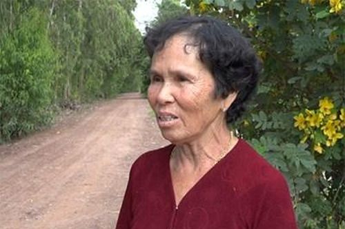 70 tuổi vẫn đi đầu công tác hội