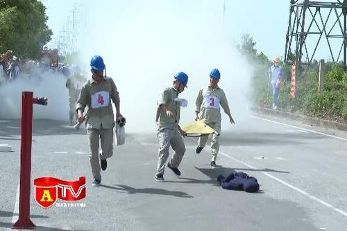 Sôi nổi hội thi nghiệp vụ chữa cháy và cứu nạn Khu công nghiệp Quang Minh