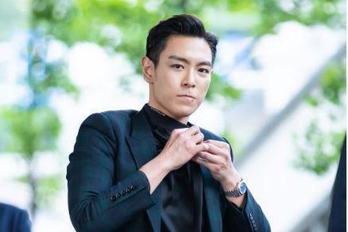 Ngày xuất ngũ, T.O.P (Big Bang) được chào đón trở lại