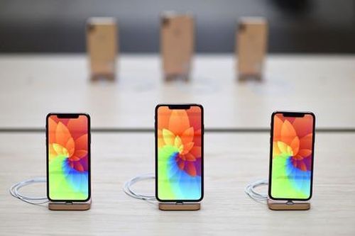 iPhone 11 ra mắt ngày nào?