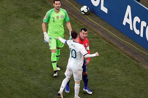 Lời cáo buộc của Messi