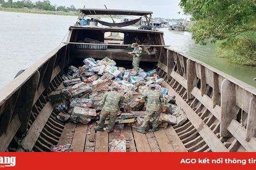 Tạm giữ 7 tấn phế liệu nhập lậu qua biên giới An Giang