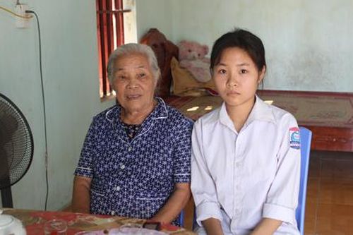 Nghị lực của nữ sinh Hoàng Thị Ngọc Ánh