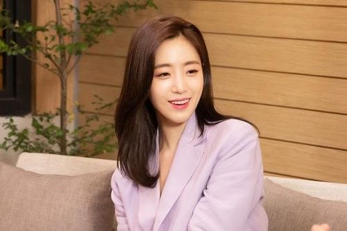 Trưởng nhóm T-ara: 'Trong nhóm nhạc Hàn Quốc, ai cũng muốn là trung tâm'
