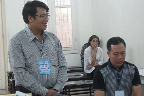 Bị lừa hàng trăm nghìn USD vì muốn dùng tác động thu hồi nợ