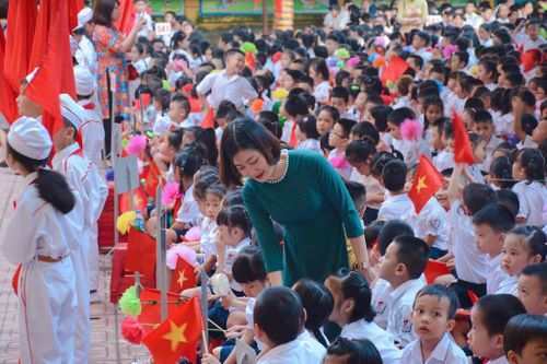 Chống quá tải trường lớp trước năm học mới