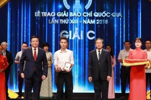 'Luôn đặt đích đến cho mình là đi tìm sự thật'