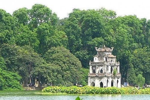Khoảng 10.000 người đi bộ vì hòa bình tại Hà Nội