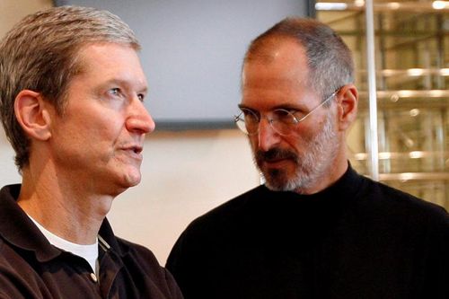 Lời 'cay đắng' cha đẻ Apple Steve Jobs từng nói về Tim Cook