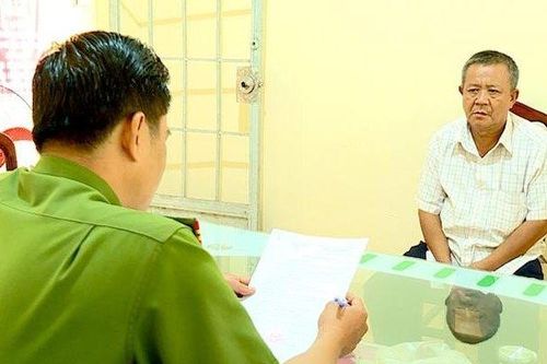 Tin tưởng vào hàng xóm, ai ngờ gửi con cho 'yêu râu xanh'