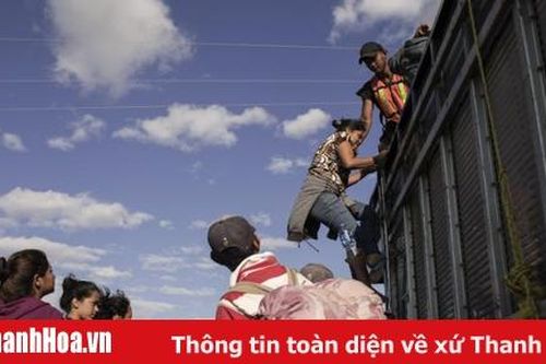 Mexico bắt giữ hơn 200 người di cư trái phép từ Trung Mỹ