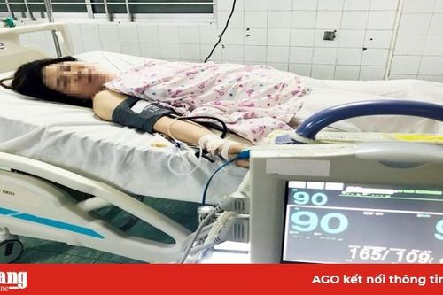 Cứu sống mẹ và bé ở sản phụ bị sản giật ngoại viện, kèm nhau bong non
