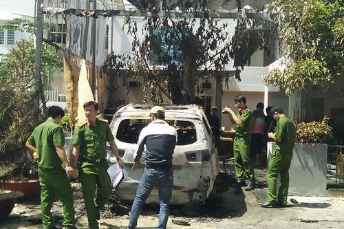 Điều tra vụ ném 'bom' xăng vào quán cà phê trong đêm