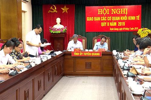 Thường trực Tỉnh ủy giao ban Khối Kinh tế quý II/2019
