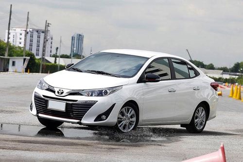Thị trường ô tô tăng trưởng chậm bất chấp hàng loạt biện pháp kích cầu