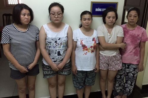 6 người đàn bà lập mưu lừa ngân hàng gần 2 tỷ