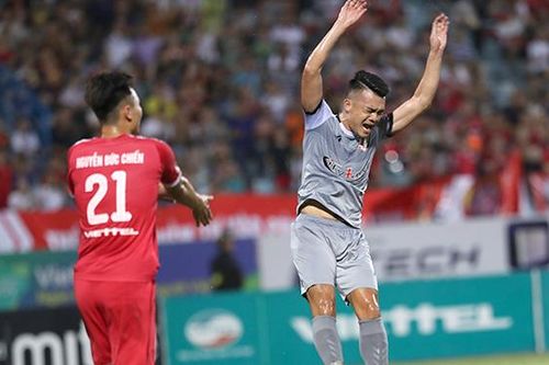CLB TPHCM: Cờ chưa đến tay hay không dám phất?