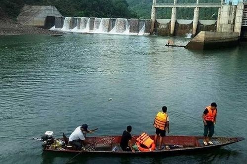 Khởi tố vụ án nhà máy thủy điện xả nước làm chết người