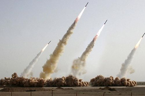 Iran dọa xóa sổ tàu sân bay Mỹ ở vùng Vịnh