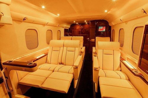 Biến xe bán tải thành phi cơ trên mặt đất giá 'triệu đô'
