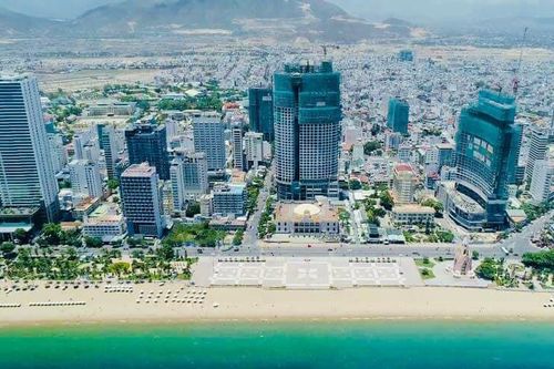 Bất động sản cao cấp 'ngấm đòn' tín dụng?
