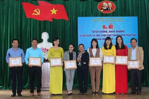 Hội Khuyến học huyện Di Linh tuyên dương giáo viên, học sinh giỏi