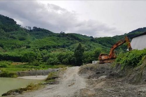 Bạn đọc Bạn đọc viết Sản xuất đá không phép, gây ô nhiễm