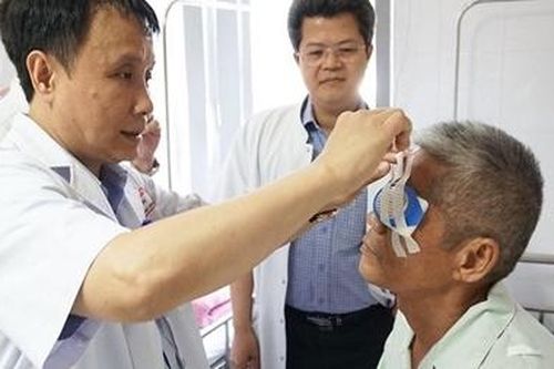 Cựu binh qua đời hiến tặng giác mạc mang lại ánh sáng cho người mù lòa
