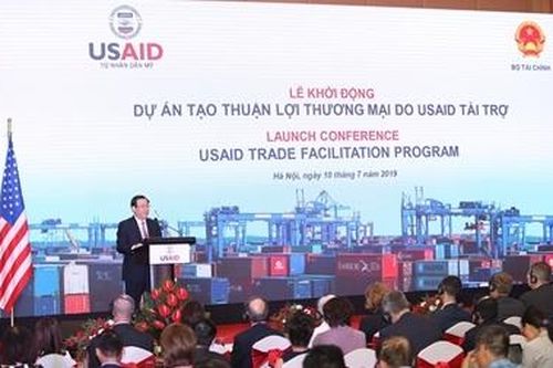USAID hỗ trợ Việt Nam cải thiện thủ tục hải quan