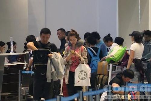 Bắt hành khách trộm Iphone 7 plus ở cửa soi chiếu sân bay