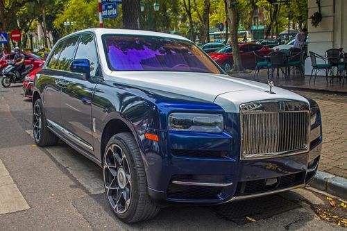 Chiếc Rolls-Royce Cullinan đầu tiên về VN 'lột xác' ấn tượng