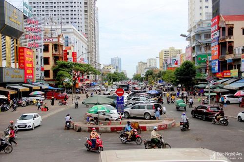 Thành phố Vinh mở phố đêm trước chợ Vinh