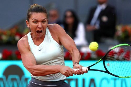 Simona Halep trở thành tay vợt nữ Romania đầu tiên lọt vào chung kết Wimbledon