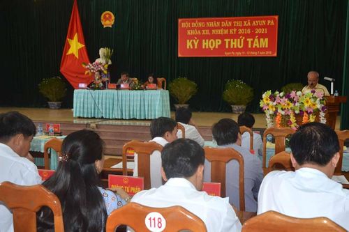 Khai mạc kỳ họp lần thứ tám HĐND thị xã Ayun Pa, khóa XII