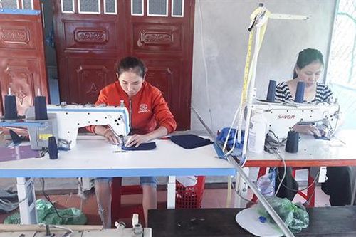 Nỗ lực đưa nghề may công nghiệp về làng
