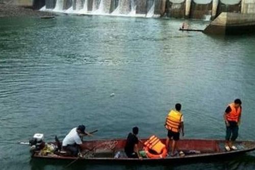 Khởi tố vụ án xả đập thủy điện không thông báo gây chết người