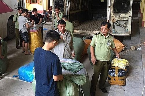 Thu giữ nhiều mỹ phẩm không rõ nguồn gốc