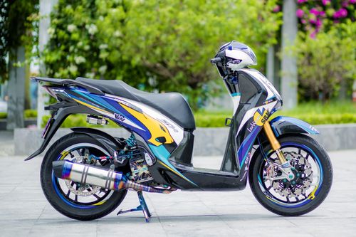 Honda SH 150i với loạt trang bị trị giá nửa tỷ đồng của biker Hà Nội