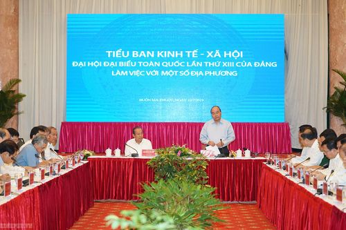 Thủ tướng chủ trì họp Tiểu ban KTXH với các địa phương miền Trung, Tây Nguyên